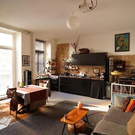 Cozy And Quiet Loft With Private Garden In A Lively Neighbourhood * Berlin